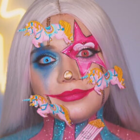 Blue Shiva & Pink UV | @maggiexmonteiro