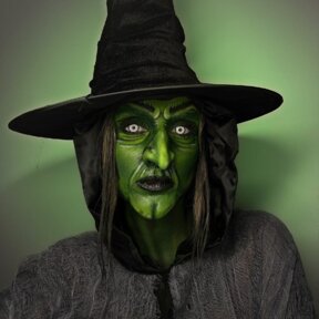 White Angelic | @mua_sophie_sfx