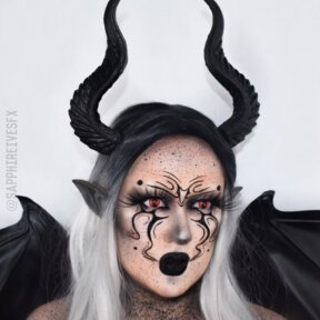 Red Cats Eye | @sapphireivesfx