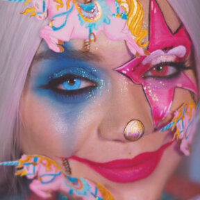 Blue Shiva & Pink UV | @maggiexmonteiro